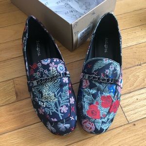 Indigo Rd embroidery flats - size 7.5